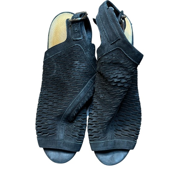 ANTONIO MELANI Shoes - Antonio Melani‎ Leather Sandals Womens Size 10 Black Slingback Block Heel